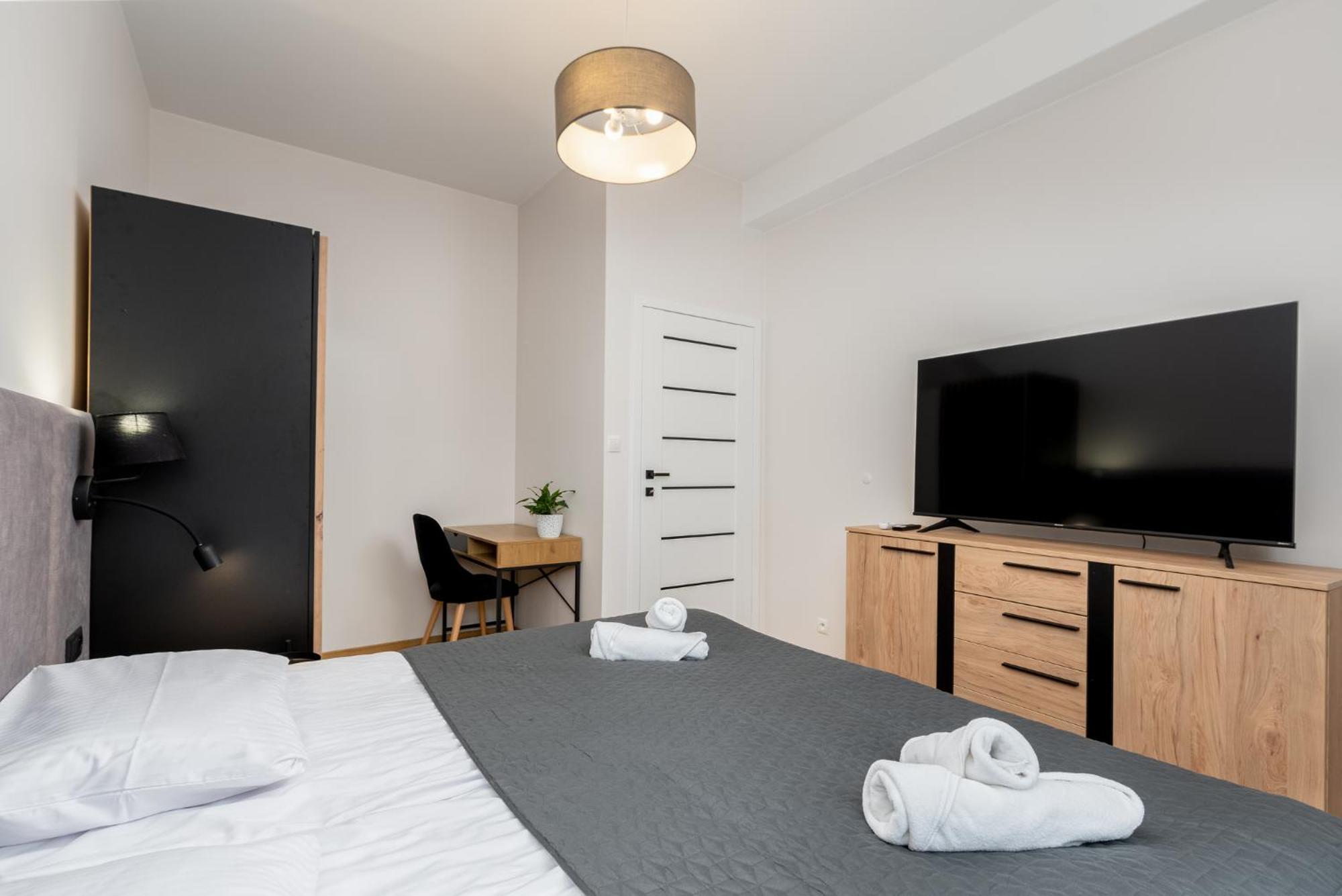 Revesen Premium Apartments Krasków Exterior foto