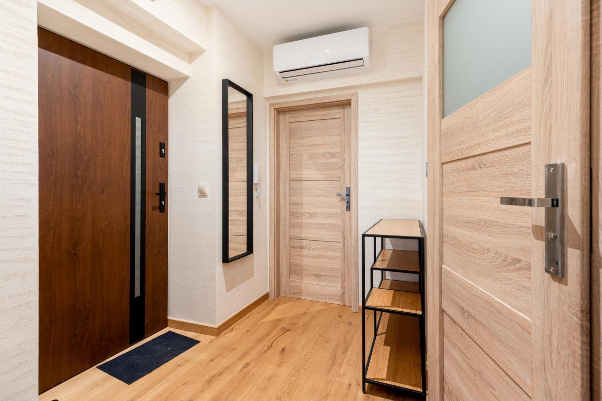 Revesen Premium Apartments Krasków Exterior foto